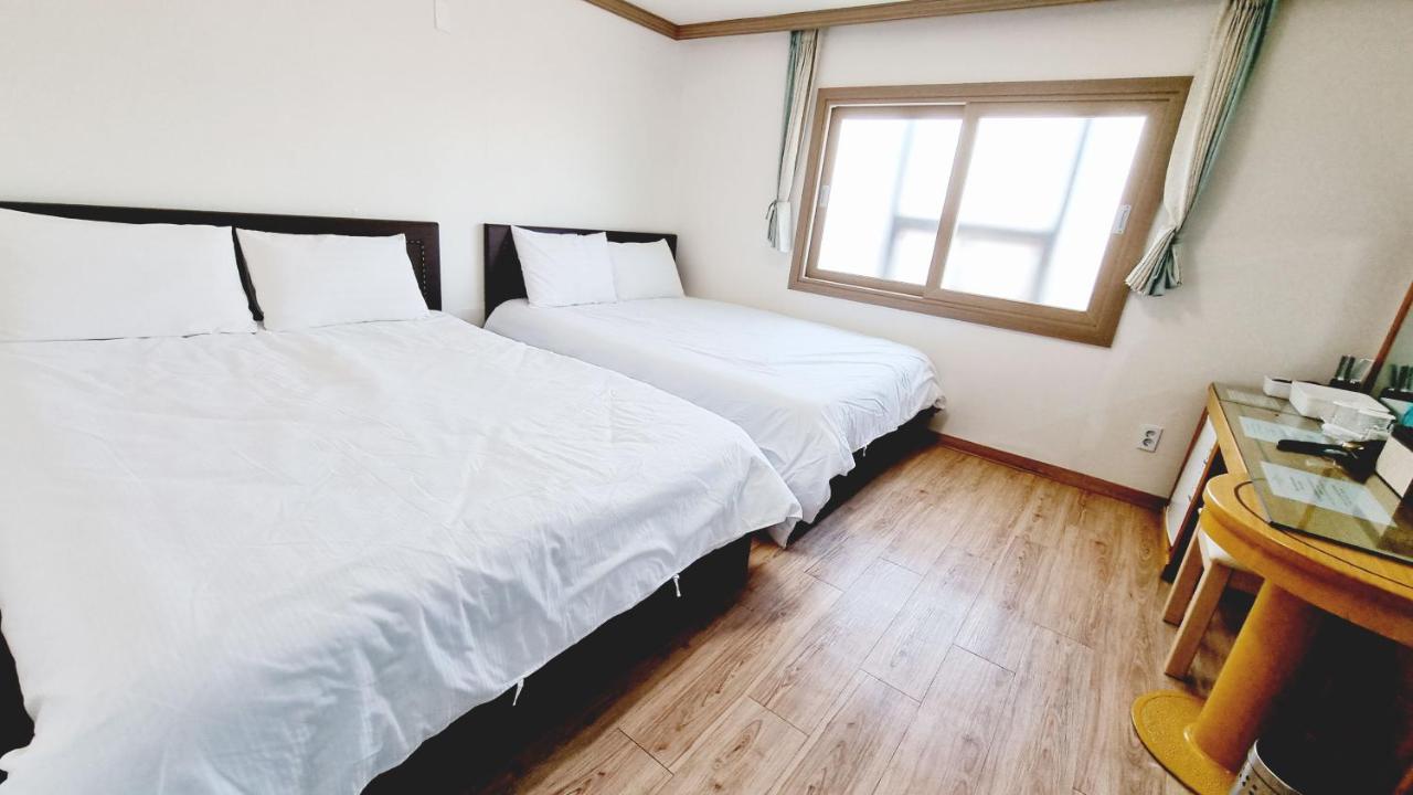 Top Island Hotel 済州市 エクステリア 写真